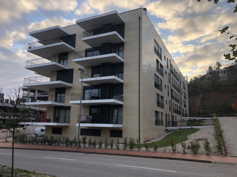 Alvenarias : BlocoTérmicoProETICS e Lajes: Fungibloco